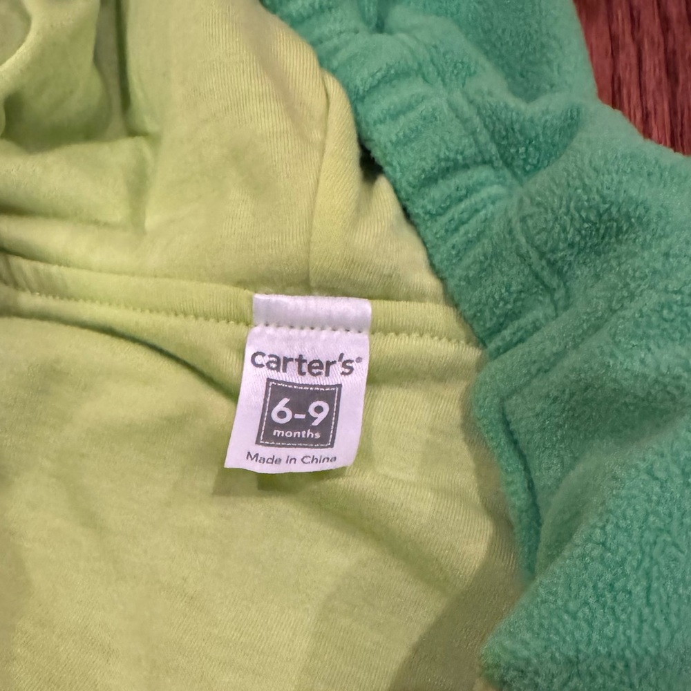 🎃 Carter’s Adorable Green Dinosaur Costume for Kids - Picture 6 of 6